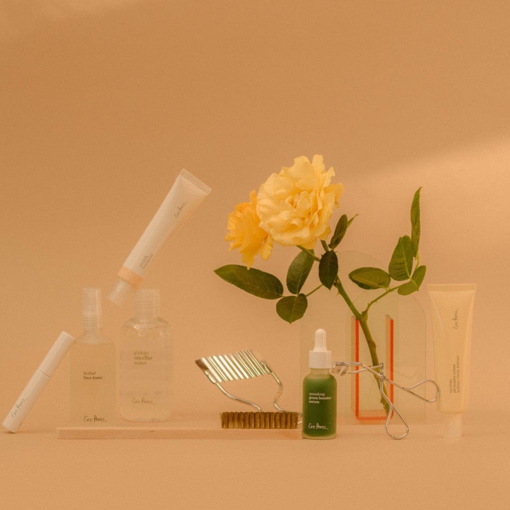 Ere Perez Makeup Eyelash Curler sunja link - canada