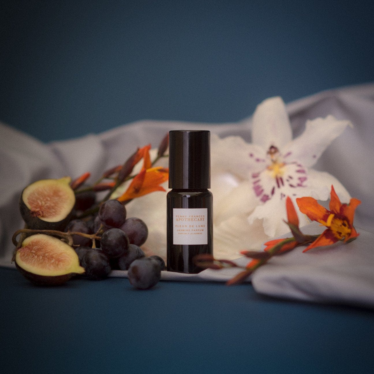 Penny Frances Apothecary perfume Fleur De Lune - Perfume Oil (Jasmine) sunja link - canada