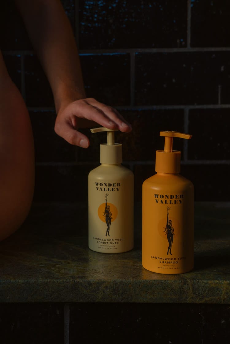 Wonder Valley Conditioner Sandalwood Yuzu Conditioner sunja link - canada